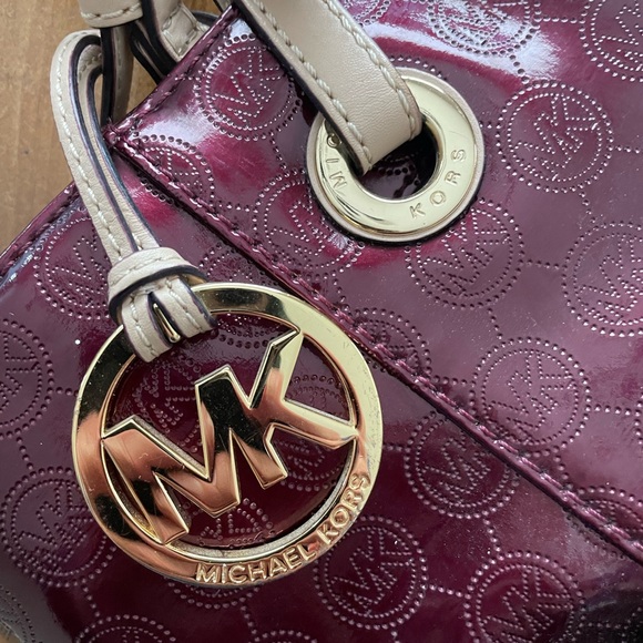 Michael Kors red tote purse - Picture 7 of 9